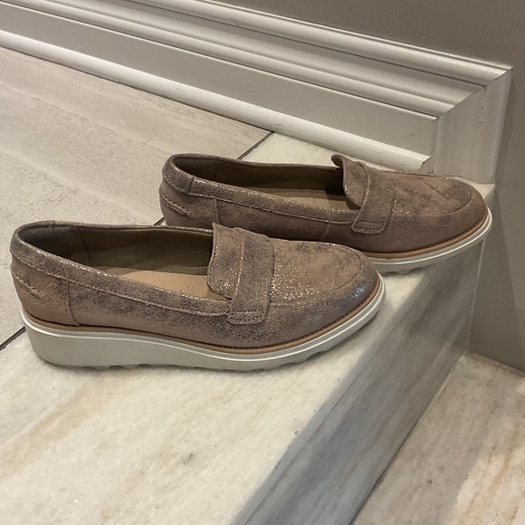 Women’s Clark’s collection loafers - Picture 6 of 6